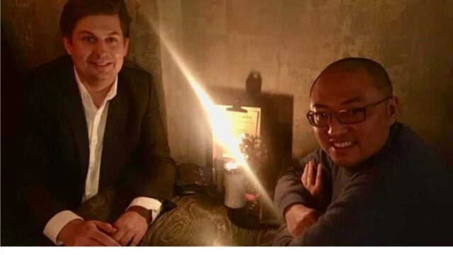 Le politicien de l’AfD Maximilian Krah (à gauche) aux côtés de son ancien employé Guo Jian (à droite). (Source : Maximilian Krah / Facebook)